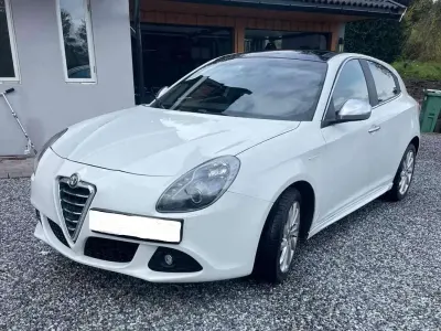 Usata Alfa Romeo Giulietta 170 CV (125 kW) 2012 Bianco Utilitaria
