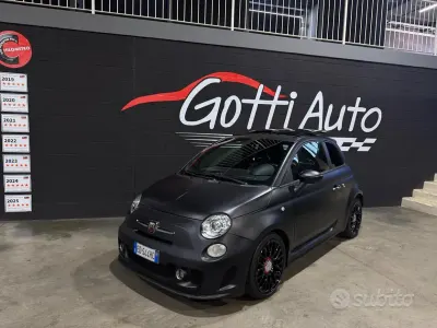 Usata Abarth 500 135 CV (99 kW) 2010 Nero Utilitaria