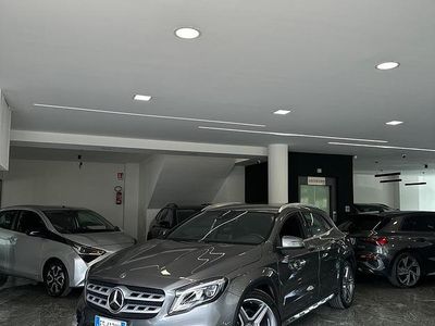 Usata Mercedes GLA200 Premium 136 CV (100 kW) 2018 Grigio SUV
