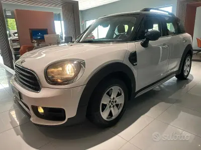 Second-hand Mini Cooper D Countryman Business 150 CP (110 kW) 2019 Alb SUV