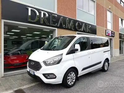 Usata Ford Tourneo Custom 131 CV (96 kW) 2020 Bianco Furgone