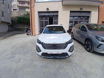 Bianco Nuova 2025 Peugeot 2008 Allure SUV | 24.500 € (Molto cara)