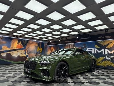 Usata Bentley Continental 600 CV (441 kW) 2025 Verde Coupé