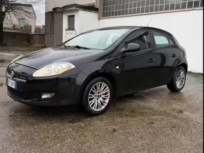 Usata Fiat Bravo Active 120 CV (88 kW) 2010 Nero Utilitaria