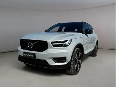Usata Volvo XC40 R-Design 192 CV (141 kW) 2022 Bianco SUV