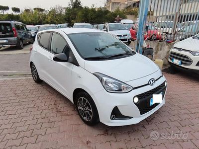 Usata Hyundai i10 65 CV (47 kW) 2019 Bianco Utilitaria