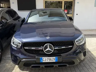 Usata Mercedes GLC220 194 CV (142 kW) 2022 Bluazzurro SUV