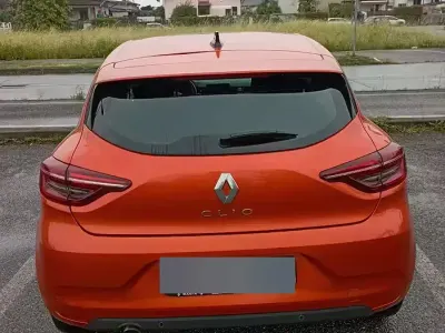 Usado Renault Clio V 65 CV (47 kW) 2023 Berlina