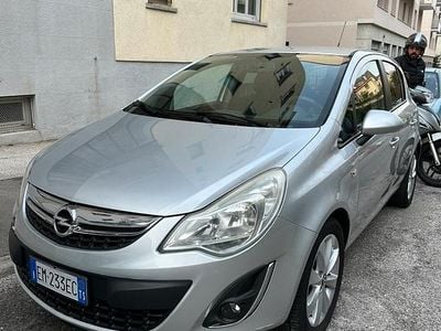 Usata Opel Corsa 2012 Grigio Utilitaria