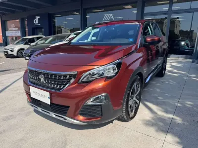 Usata Peugeot 3008 GT-line 131 CV (96 kW) 2019 Arancione SUV