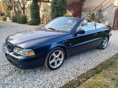 Usata Volvo C70 2004 Blu Cabrio
