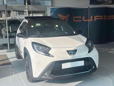 Usata Toyota Aygo X Lounge 72 CV (52 kW) 2025 Bianco SUV