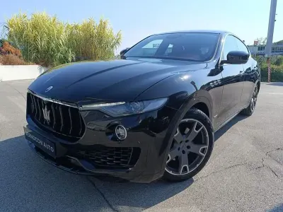 Usata Maserati Levante 349 CV (256 kW) 2018 Nero SUV