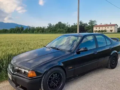 Usata BMW 320 150 CV (110 kW) 1991 Nero Berlina