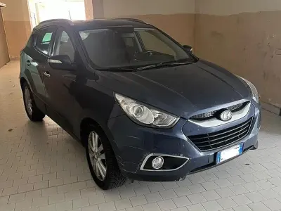 Usata Hyundai ix35 163 CV (119 kW) 2011 Bluazzurro SUV