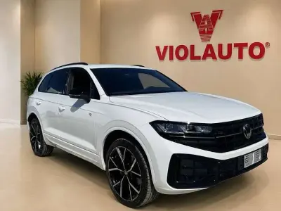 Nuova VW Touareg R-line 286 CV (210 kW) 2026 Pure white 0q0q SUV