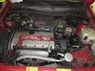 Usata Opel Calibra 150 CV (110 kW) 1990 Rosso Coupé