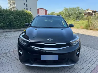 Usata Kia Stonic 100 CV (73 kW) 2020 Nero SUV