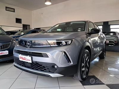 Usata Opel Mokka Elegance 110 CV (80 kW) 2022 Grigio SUV