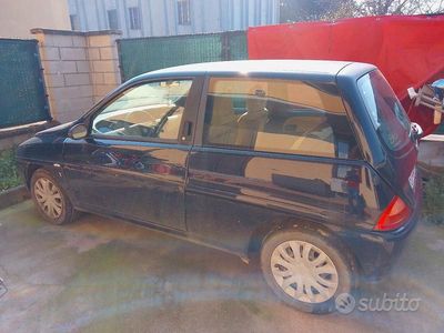 Usata Lancia Ypsilon 2000 Blu Utilitaria