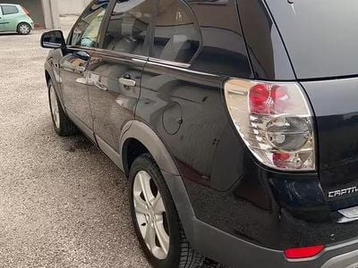 Usata Chevrolet Captiva LTZ 184 CV (135 kW) 2011 Blu SUV