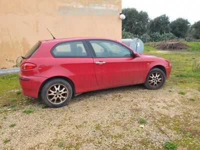 usata Alfa Romeo 147 1.6i 16V T.S. (105 CV) cat 3p. Dist.