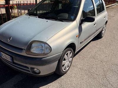 Renault Clio II