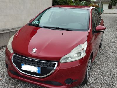 usata Peugeot 208 1.4 HDi Active 5 p