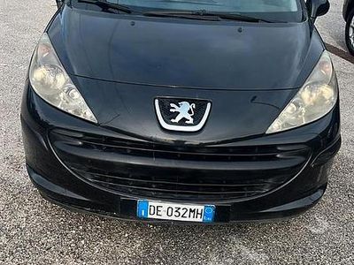 Usata Peugeot 207 88 CV (64 kW) 2007 Nero Utilitaria