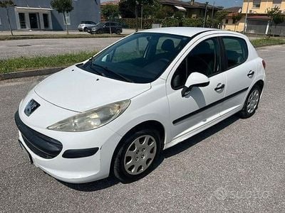 Usata Peugeot 207 68 CV (50 kW) 2007 Bianco Berlina