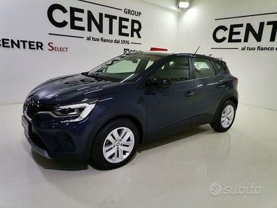 Usata Renault Captur Zen 145 CV (106 kW) 2022 Verde SUV