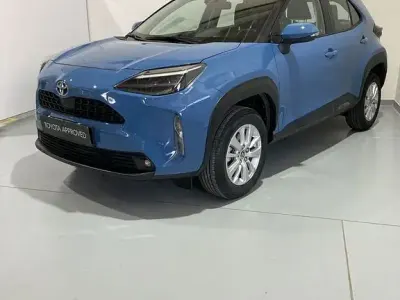 Usata Toyota Yaris Cross Active 116 CV (85 kW) 2022 Blu SUV