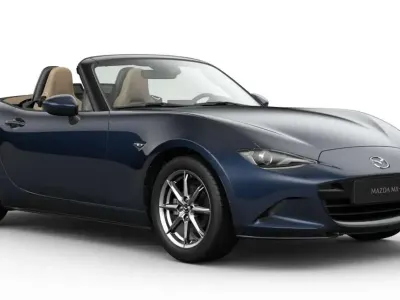 Usata Mazda MX5 Kazari 132 CV (97 kW) 2026 Deep crystal blue Cabrio