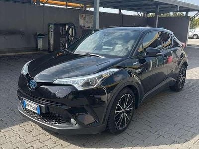 Usata Toyota C-HR Lounge 98 CV (72 kW) 2017 SUV