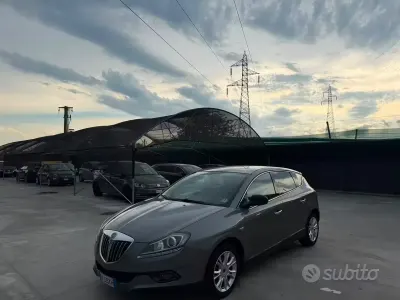 Usata Lancia Delta S 120 CV (88 kW) 2011 Grigio Utilitaria