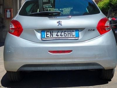 Usata Peugeot 208 82 CV (60 kW) 2012 Grigio Utilitaria