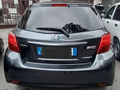 Usata Toyota Yaris Hybrid