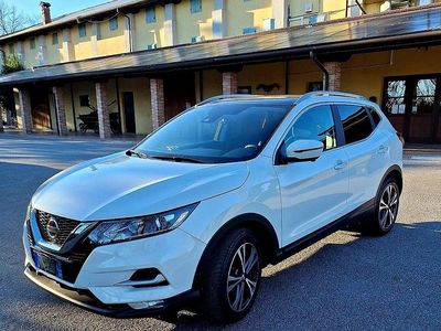 Usata Nissan Qashqai N-Connecta 140 CV (102 kW) 2021 Bianco SUV