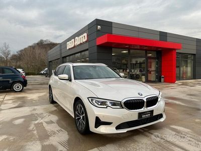 usata BMW 320e 320d 48V xDrive Touring Business Advantage