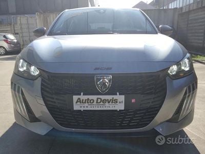 Usata Peugeot 208 Active 101 CV (74 kW) 2024 Grigio Utilitaria