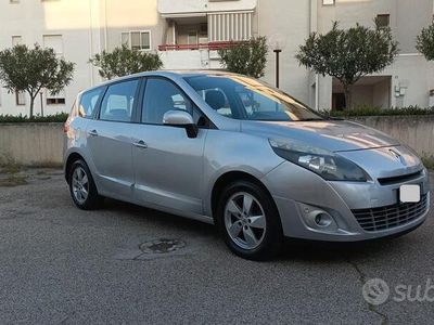 usata Renault Scénic III Scénic 1.9 dCi 130CV Dynamique