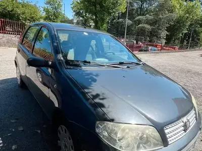 Usata Fiat Punto Classica 80 CV (58 kW) 2009 Grigio Utilitaria