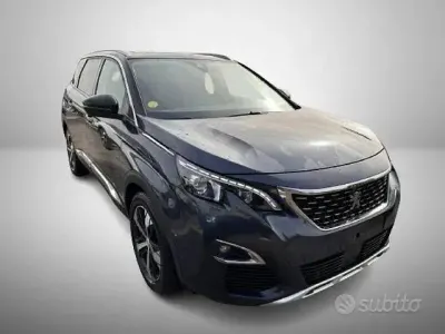 Usata Peugeot 5008 Allure 131 CV (96 kW) 2018 Grigio scuro SUV