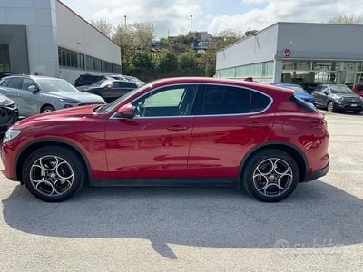 Usata Alfa Romeo Stelvio Executive 190 CV (139 kW) 2019 Rosso SUV