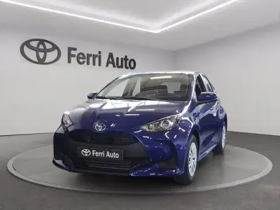 Begagnad Toyota Yaris Hybrid
