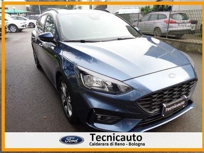 Usata Ford Focus ST-Line 125 CV (91 kW) 2020 Chrome blu metallizzato Station wagon