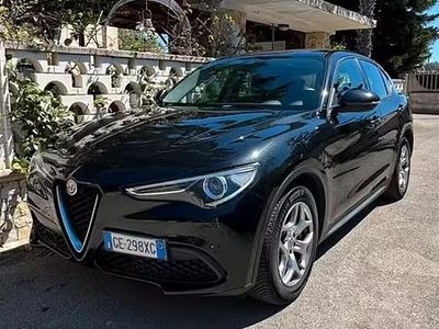 Usata Alfa Romeo Stelvio 160 CV (117 kW) 2021 Nero SUV