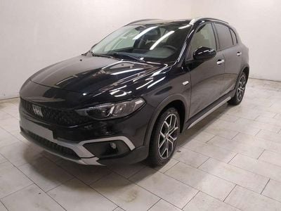 Usata Fiat Tipo Cross 101 CV (74 kW) 2022 Nero Berlina