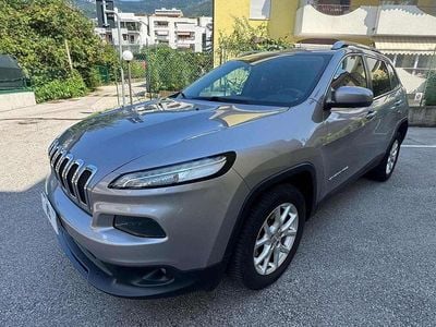 Usata Jeep Cherokee Longitude 185 CV (136 kW) 2015 Grigio SUV
