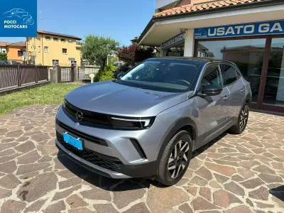 Usata Opel Mokka S 101 CV (74 kW) 2024 Argento SUV